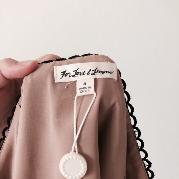 ❌SOLD ❌ NWT For Love & Lemons Mallorca Mini Skirt - Picture 7 of 7